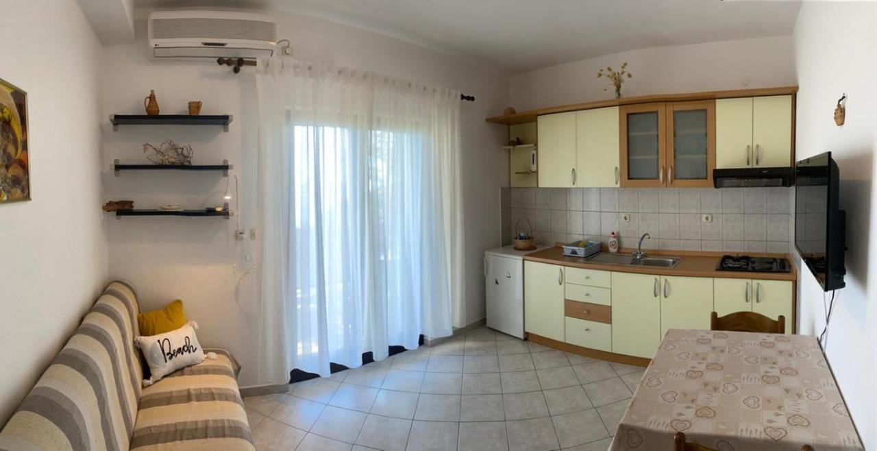 The Ana Apartments Komiža Buitenkant foto